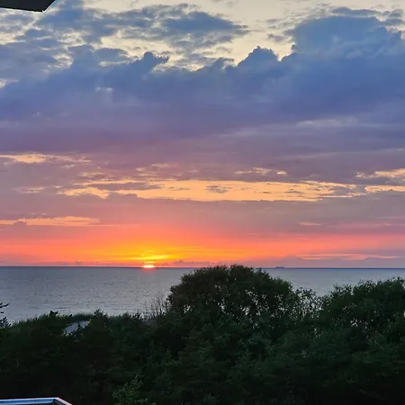 Seaview & Rooftop Terrace 77b Daire Rowy (Pomerania)