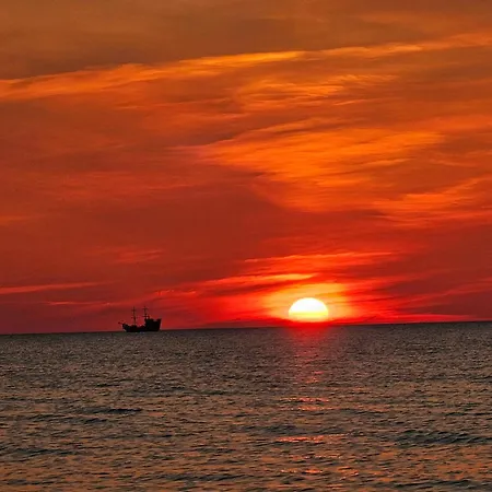 Seaview & Rooftop Terrace 77b Rowy (Pomerania)